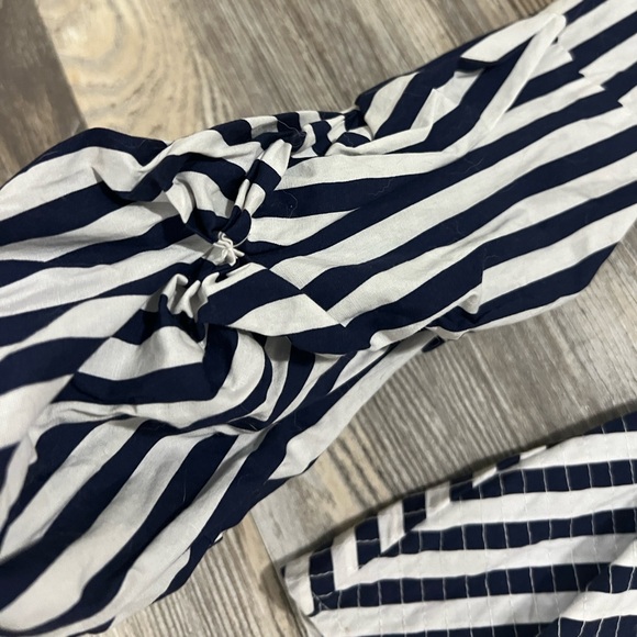 0116 Simplee stripe navy blue ruffle peplum top sz (M) - Picture 6 of 8